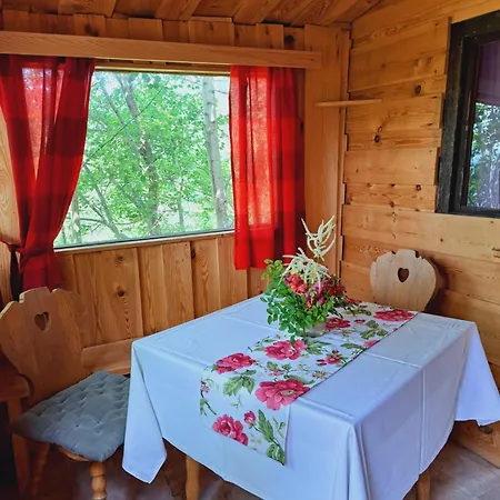 Parque de Campismo Old House Gril Ljubno